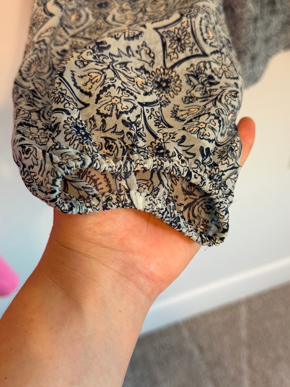 Wonderly Light Blue Printed V-Neck Long Sleeve Blouse - Picture 5 of 10